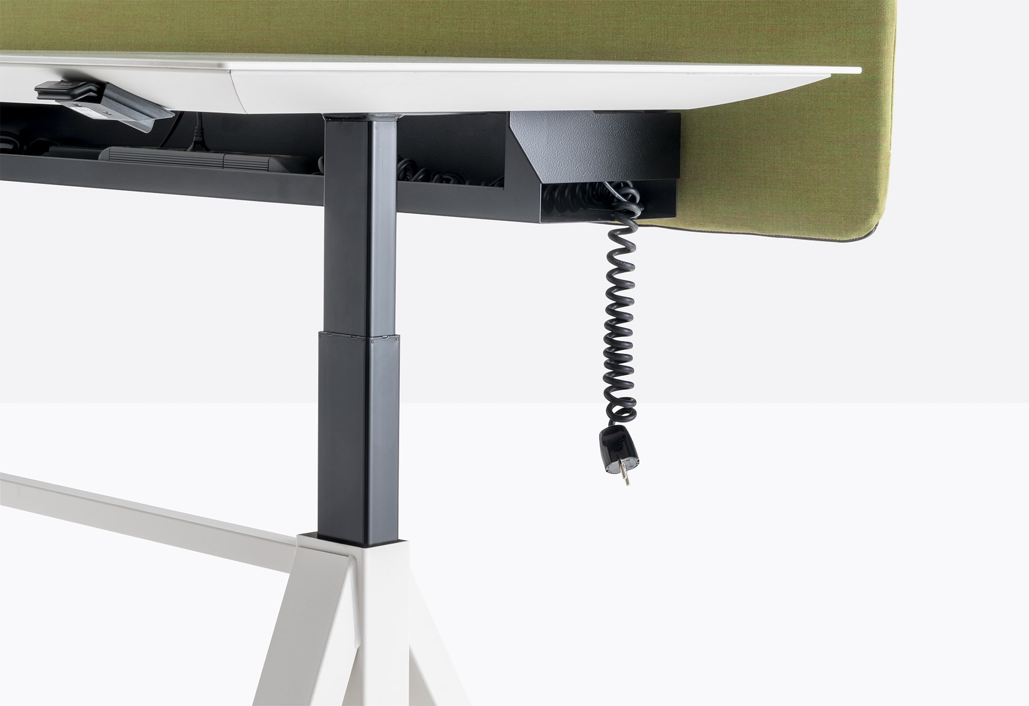 Arki Table Adjustable Desk2