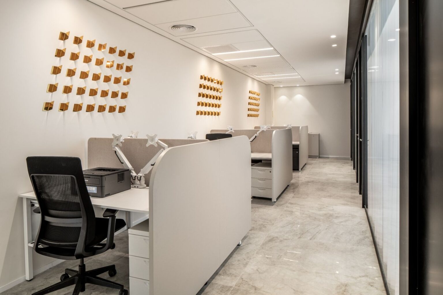 פרויקט ריהוט משרדי פונקציונלי