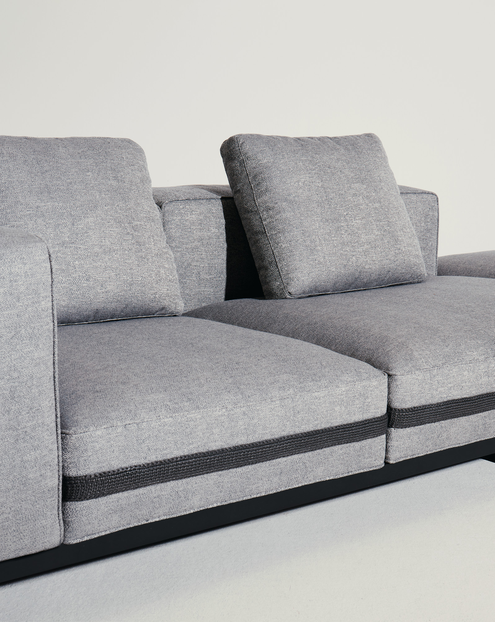 ספת אפורה Saint-Rémy