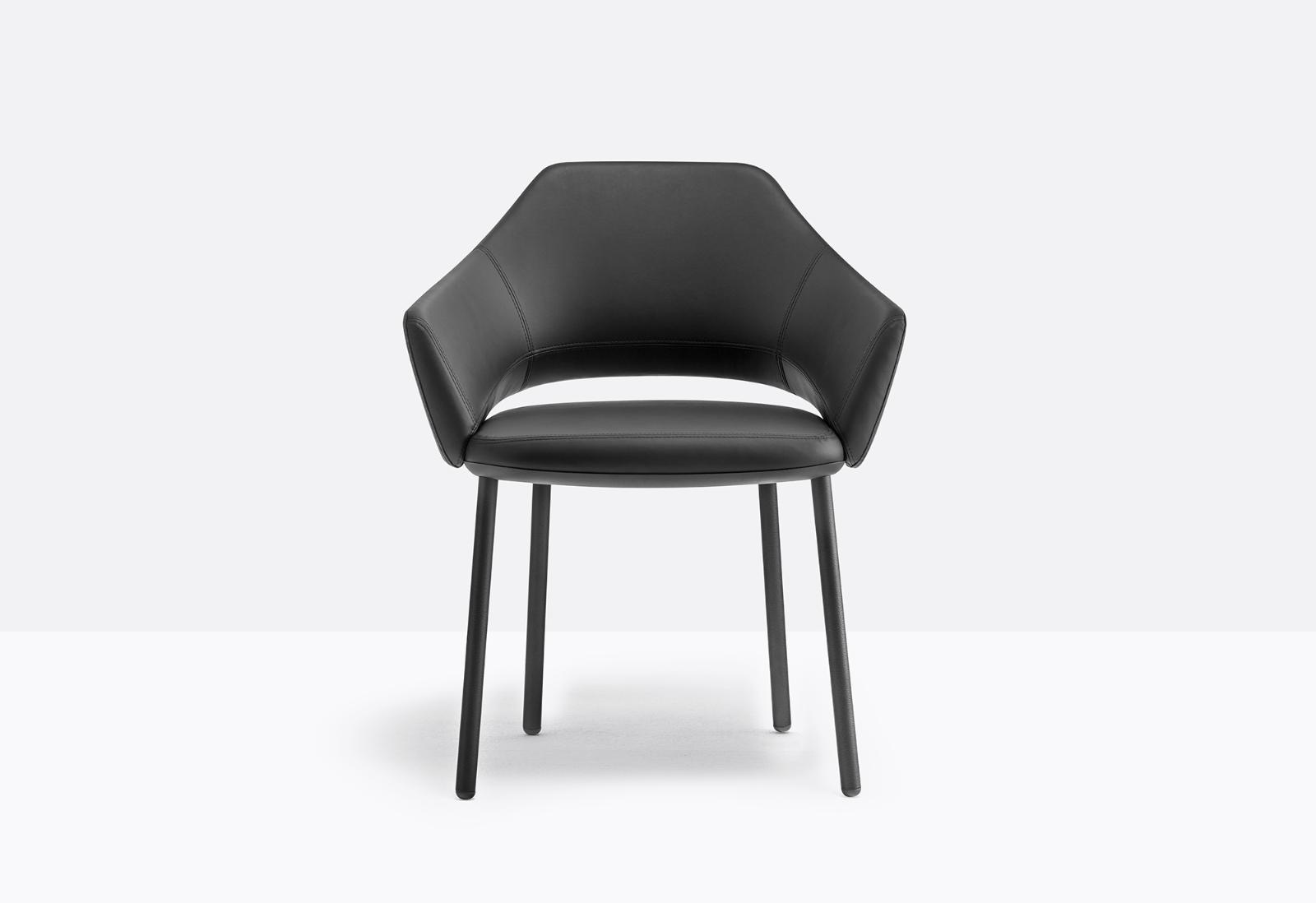 כסא אורח מרופד עור שחור vic metal 647